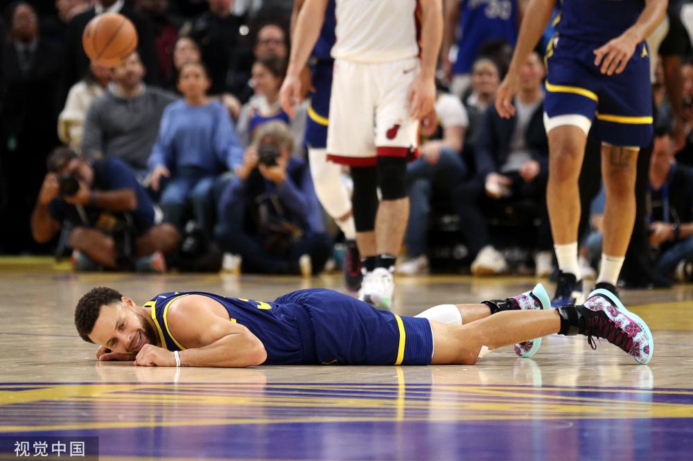 频繁出现在 频繁出现在