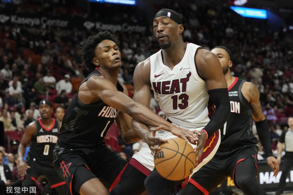 成为众人热 成为众人热